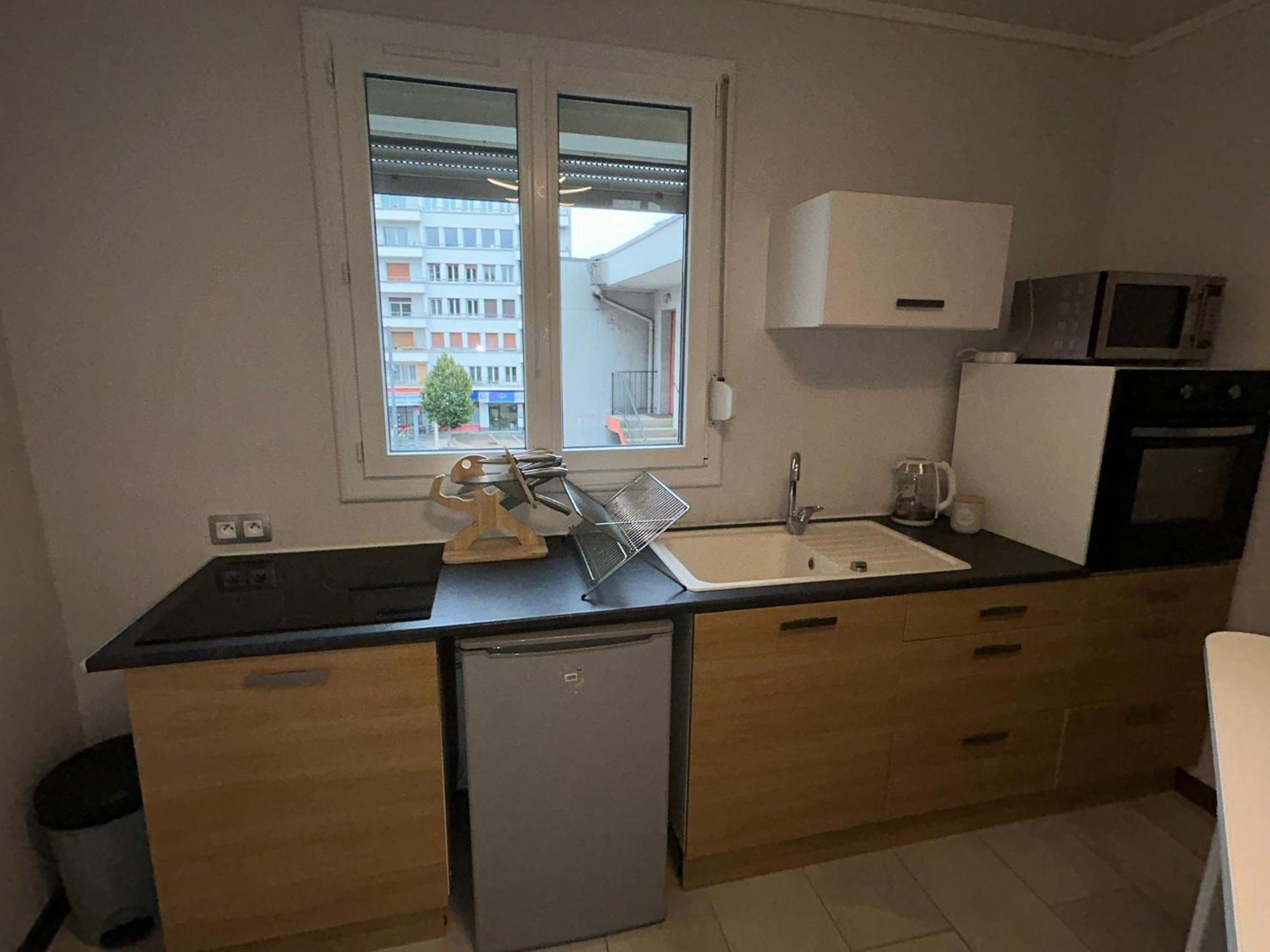 Appartement Jolie Vue Wifi Besançon Eksteriør billede